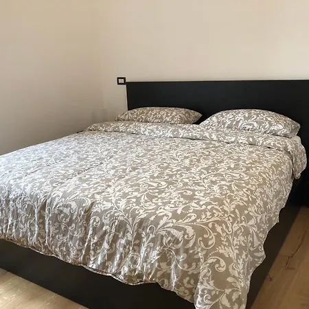 La Casa Di Eli روما